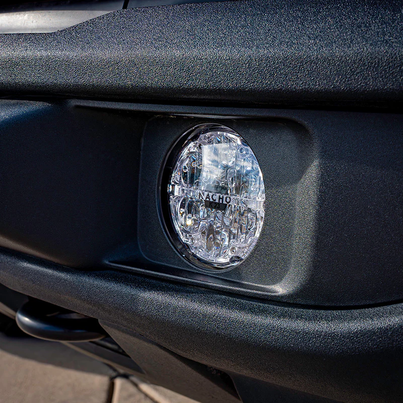 Nacho, Quatro SAE Combo White